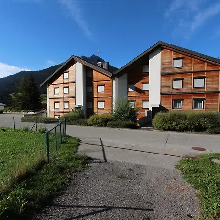 Tgesa La Niva 1 Apartment *